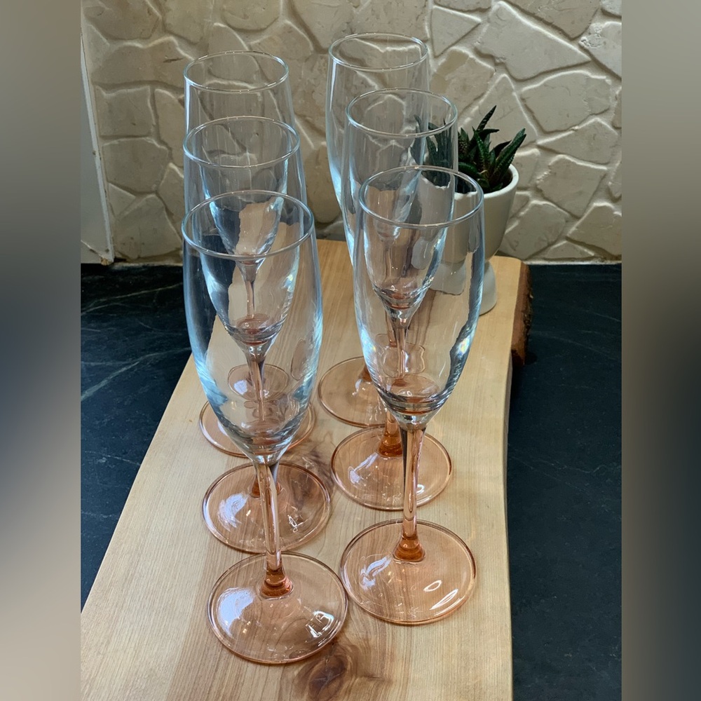 VINTAGE | Set of 6 | Blush/Pink/ Peach Stemmed Champagne Flutes